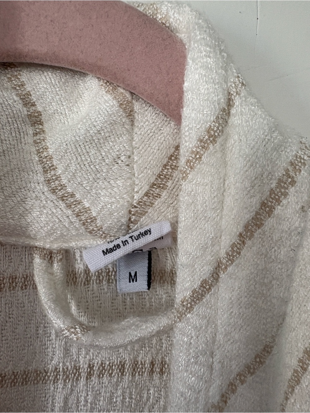 Anaya Home
Luxe Striped Robe - Picture 5 of 7